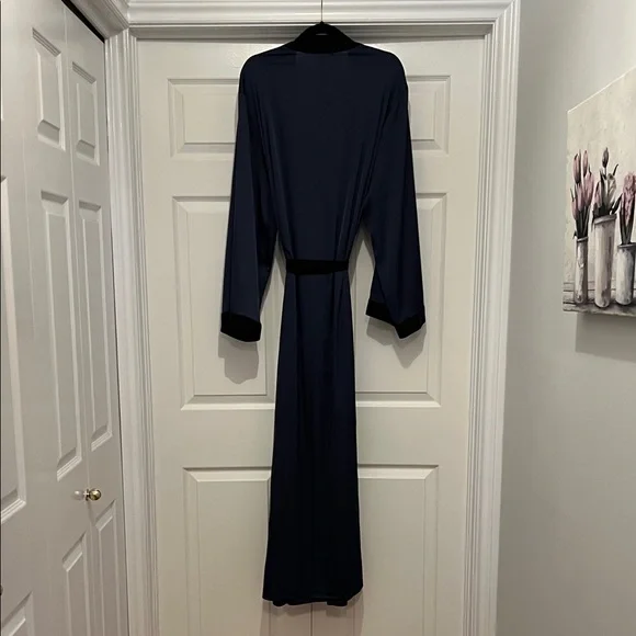 Savage X Fenty Midnight Blue Robe - Picture 12 of 15